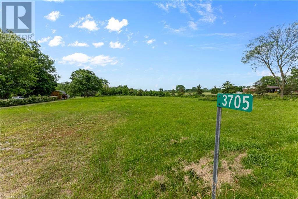 For sale 3705 HWY 3, R.R. 1 Highway, Sherkston, Ontario L0S1R0