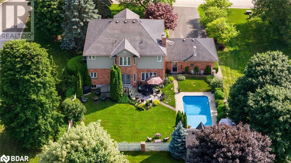 For sale 8670 CRAYTON COURT, Gowanstown, Ontario N0G1Y0 40549504