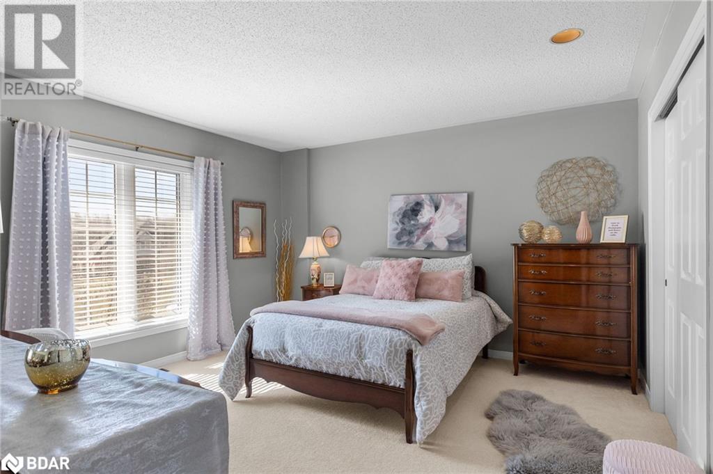 For sale 8670 CRAYTON COURT, Gowanstown, Ontario N0G1Y0 40549504