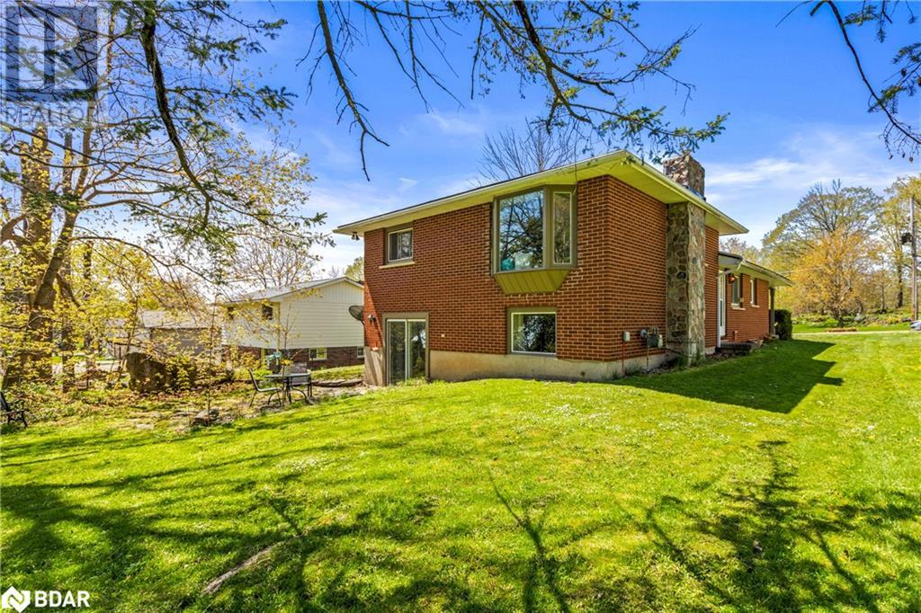 For sale 709 MCNAUGHTON Street, Wiarton, Ontario N0H2T0 40591694