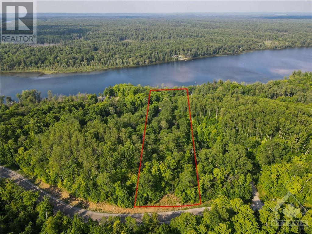 For sale FERGUSON LAKE ROAD, Greater Madawaska, Ontario K7V3Z7