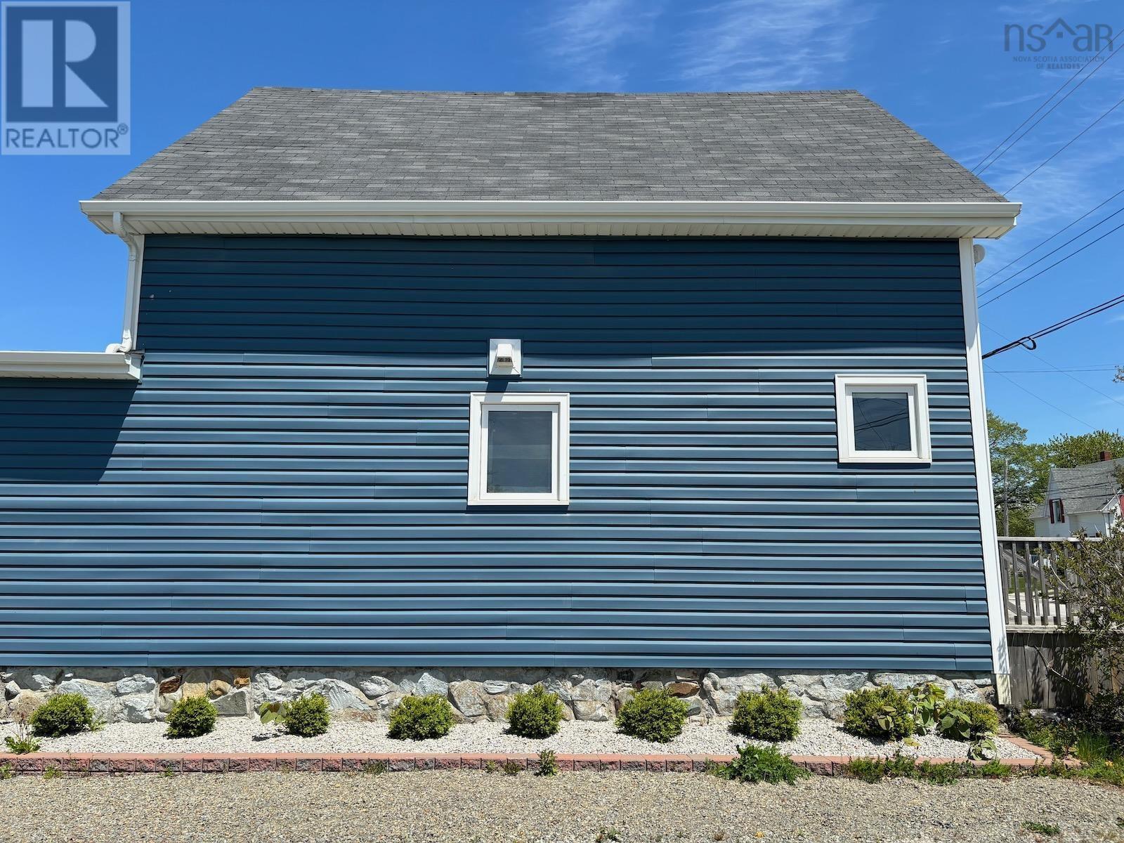 For sale 8149 1 Highway, Meteghan Centre, Nova Scotia B0W2J0