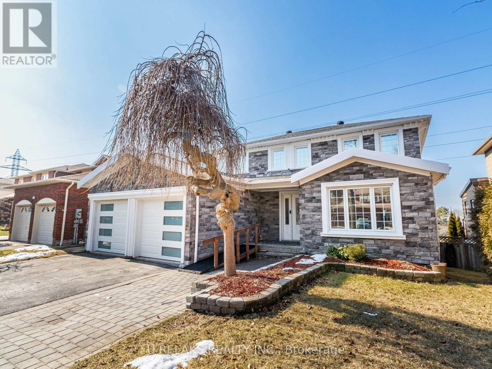 For sale: 172 MELISSA CRESCENT, Whitby, Ontario L1N8G8 - E8461490 ...