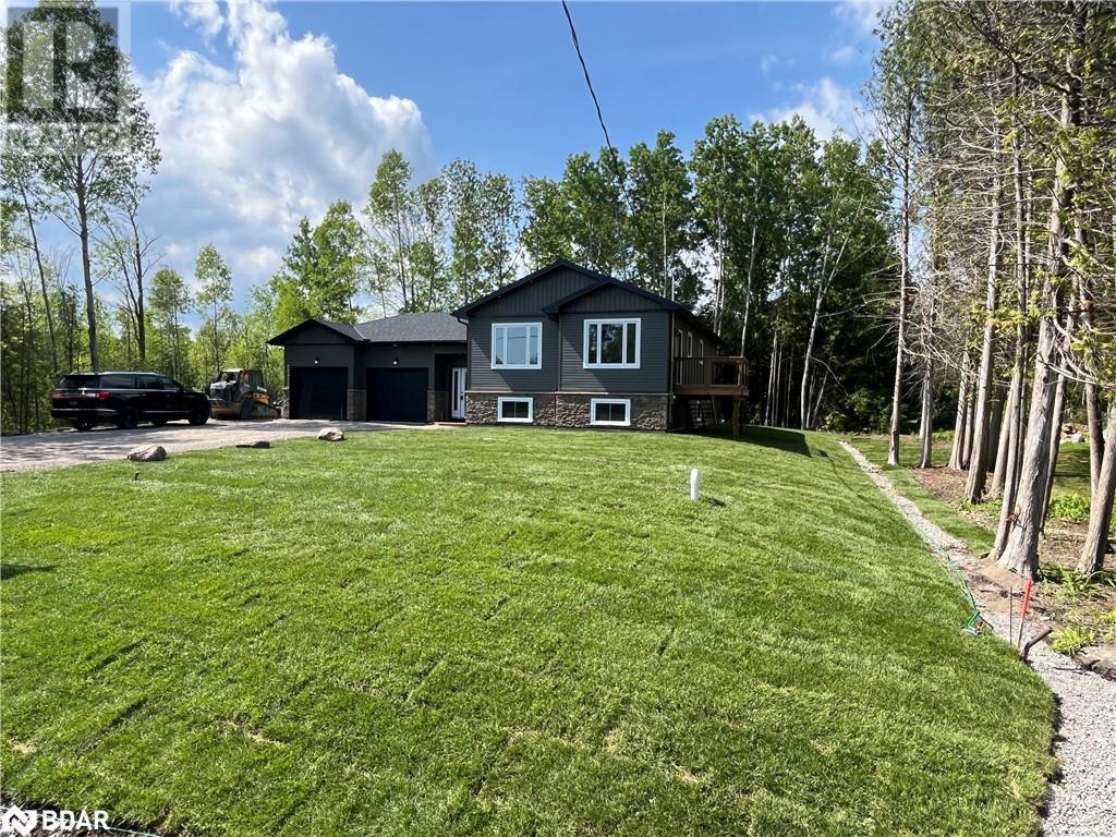 For sale 644 SKYLINE Road, Ennismore Township, Ontario K0L1T0