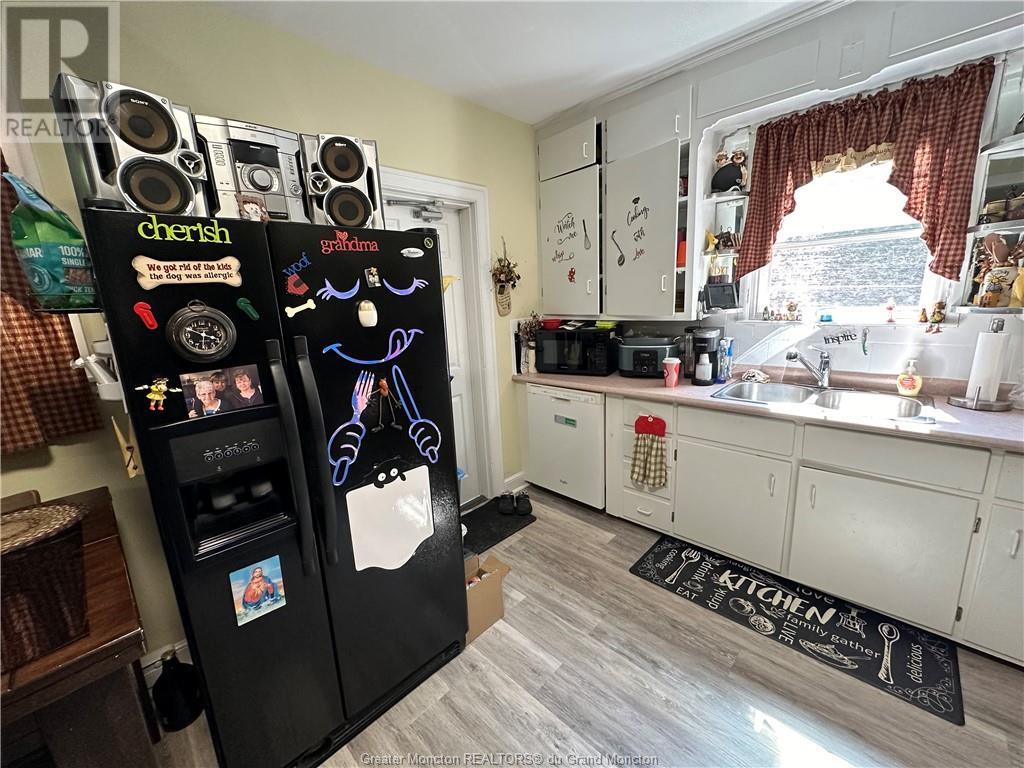 For sale 4446 Mill RD, Moncton, New Brunswick E1A4A1 M158866