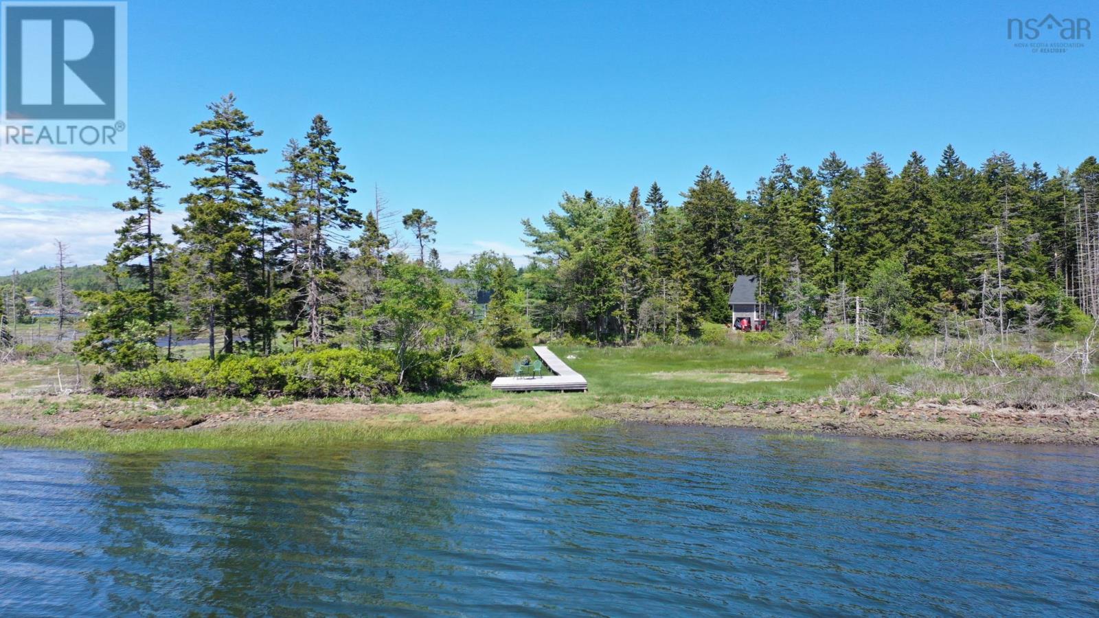 84 Corkums Island Road, Lunenburg, Corkums Island, Nova Scotia B0J2C0