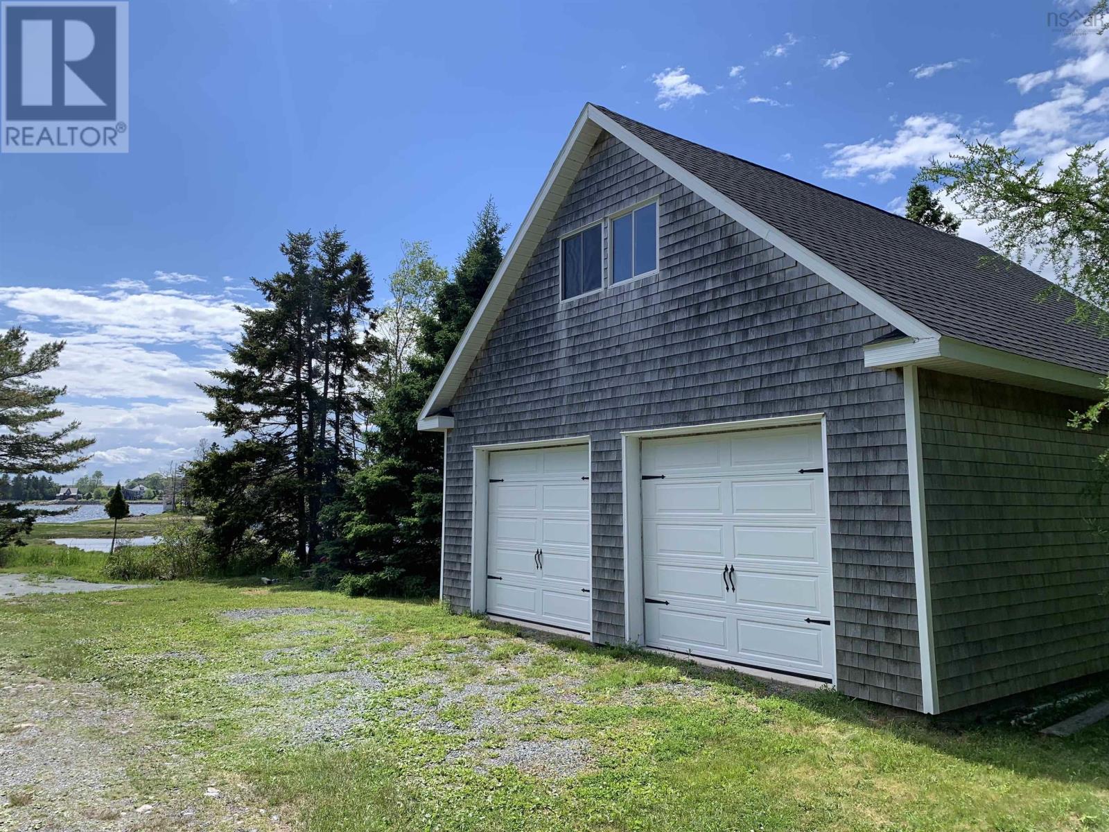84 Corkums Island Road, Lunenburg, Corkums Island, Nova Scotia B0J2C0