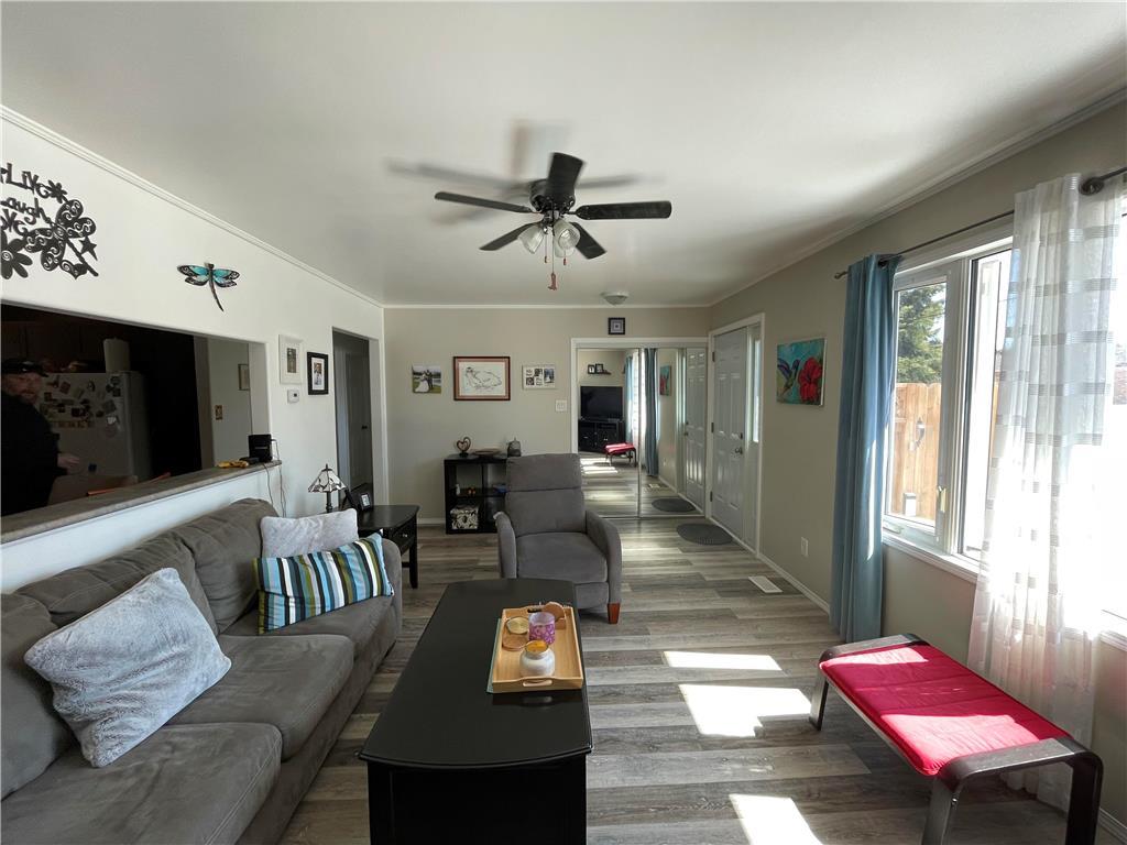 For sale 125 Ramsey Street NE, Cranberry Portage, Manitoba R0B0H0