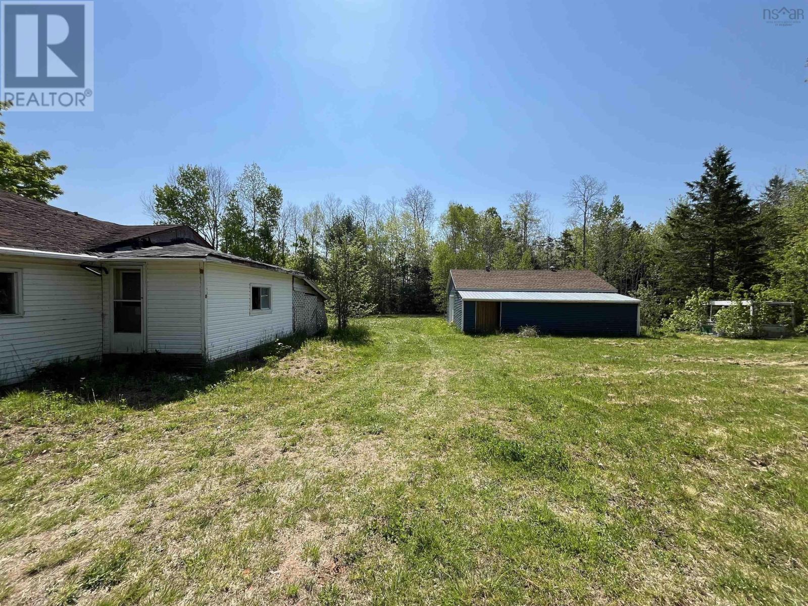 For sale 1192 Lakewood Road, Keddys Corner, Nova Scotia B4N1V6