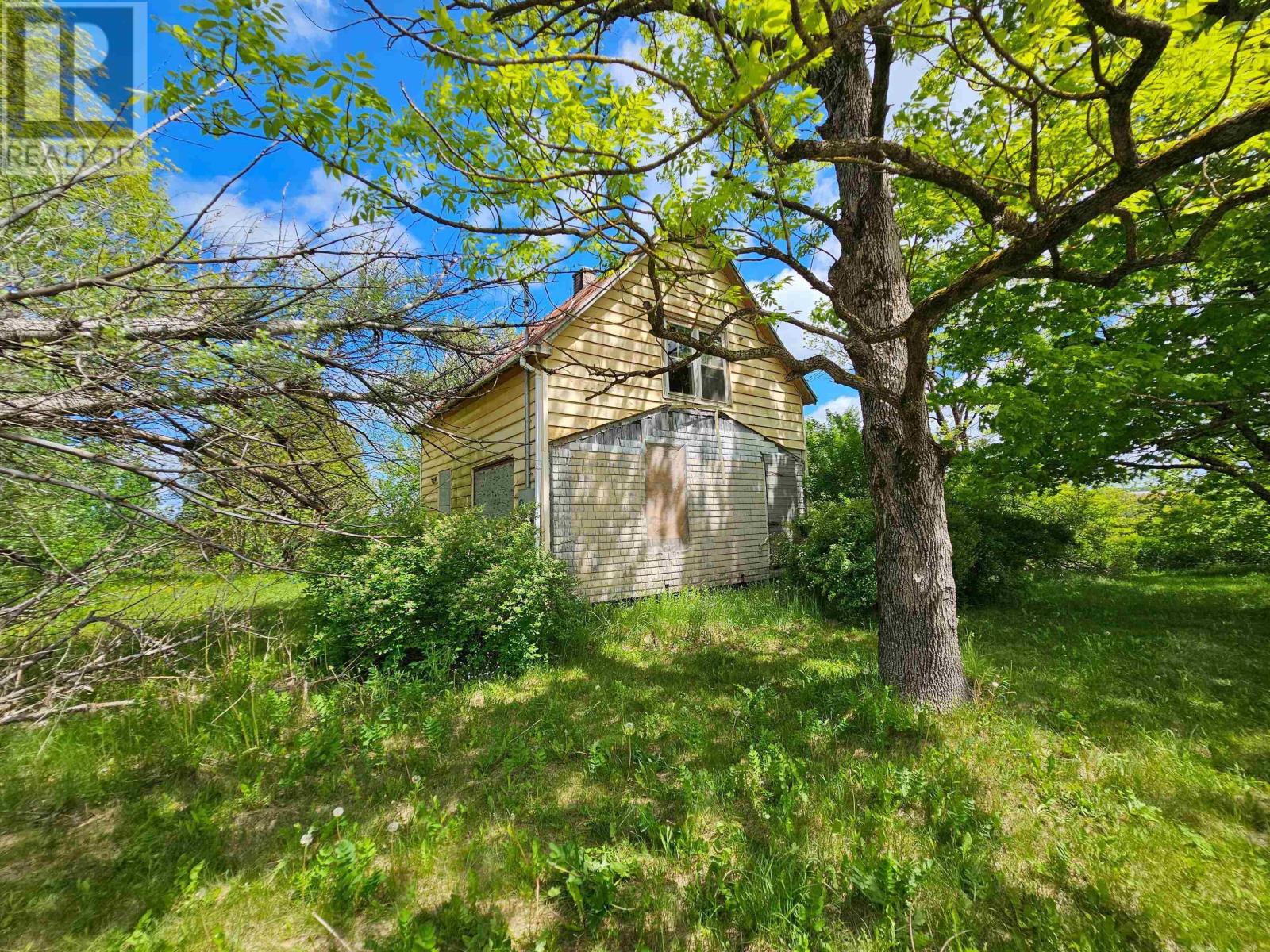 For sale 8392 Highway 224, Upper Musquodoboit, Nova Scotia B0N2M0