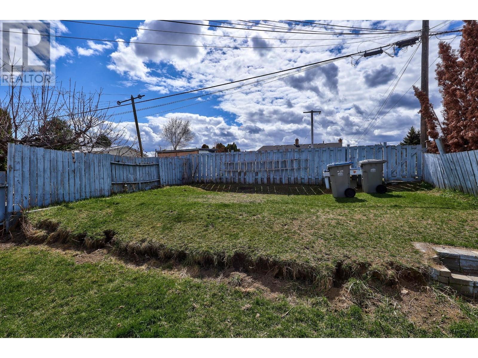 For sale 1057/1059 LETHBRIDGE AVE, Kamloops, British Columbia V2B1Y1