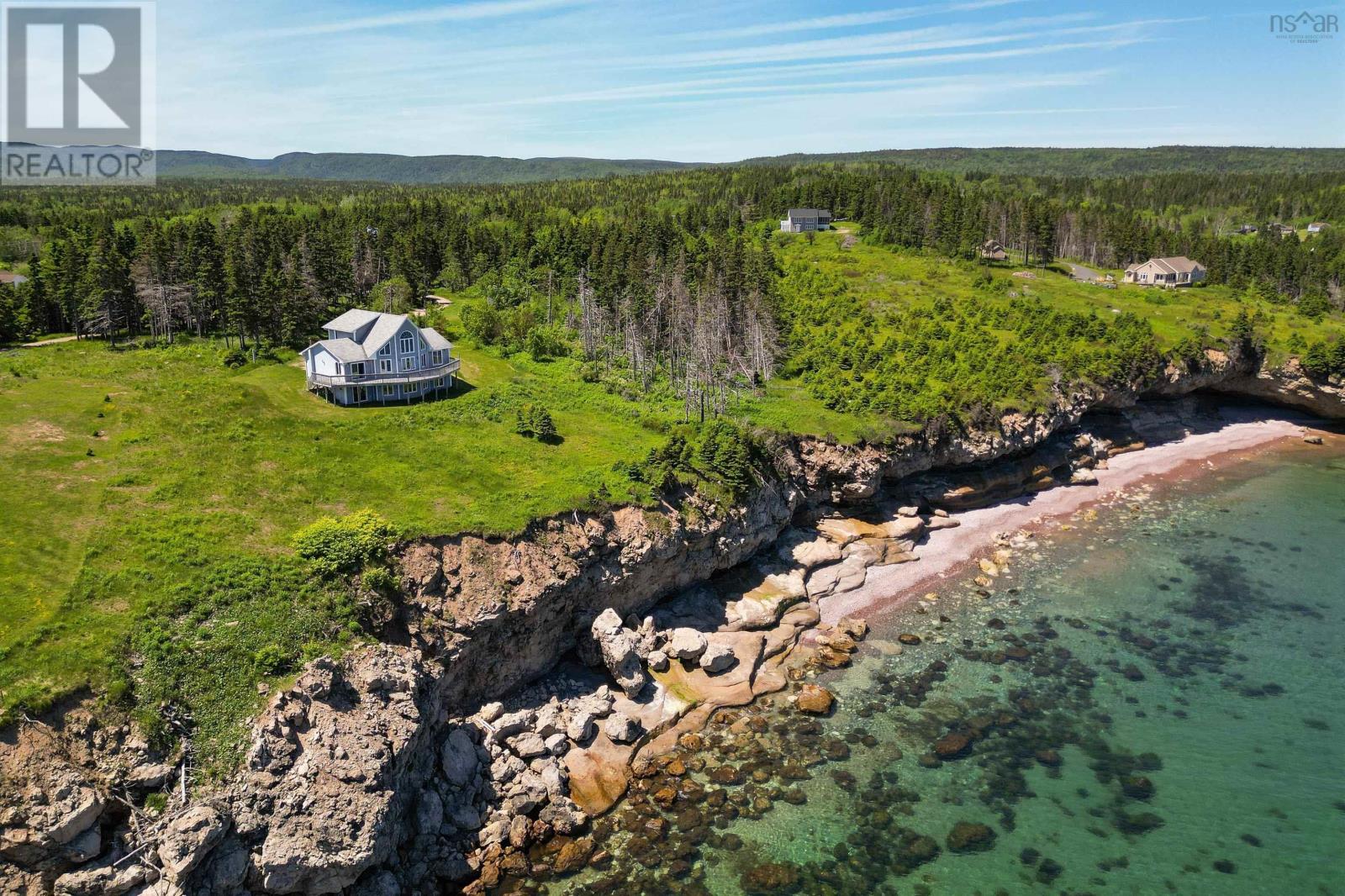 For sale 35849 Cabot Trail Road, Ingonish, Nova Scotia B0C1K0