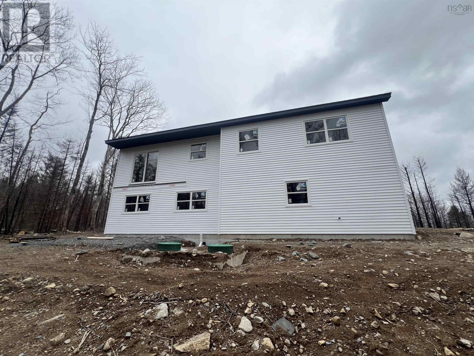 For sale 35 Hummingbird Lane, Hammonds Plains, Nova Scotia B3Z1H9