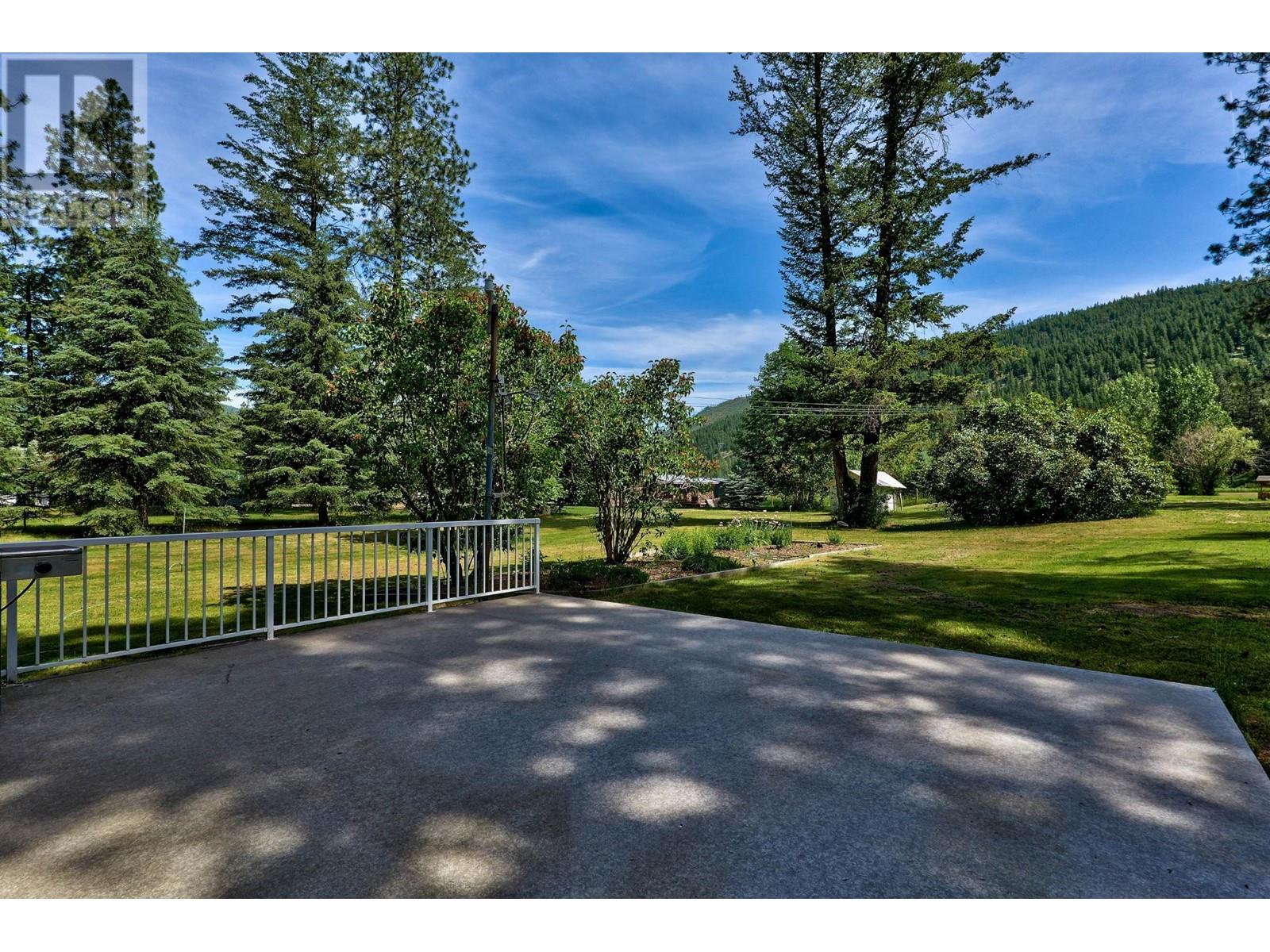 For sale 866 GLENACRE ROAD, McLure/Vinsula, British Columbia V0E1E0