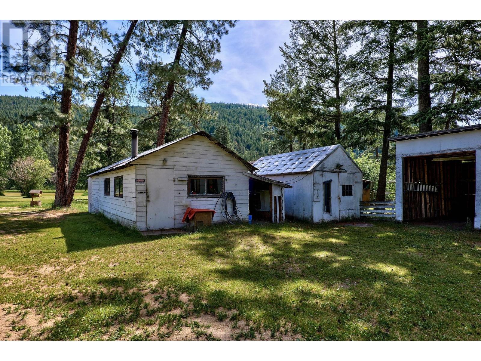 For sale 866 GLENACRE ROAD, McLure/Vinsula, British Columbia V0E1E0