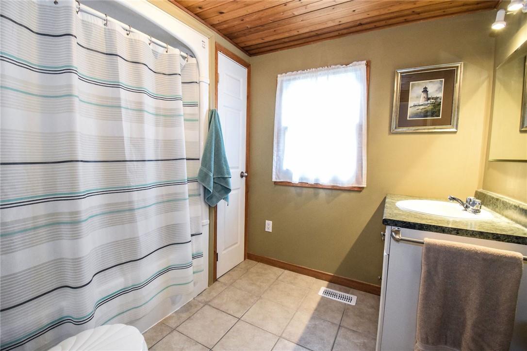 For sale 2406 NORTH SHORE Drive, Lowbanks, Ontario N0A1K0 H4197815