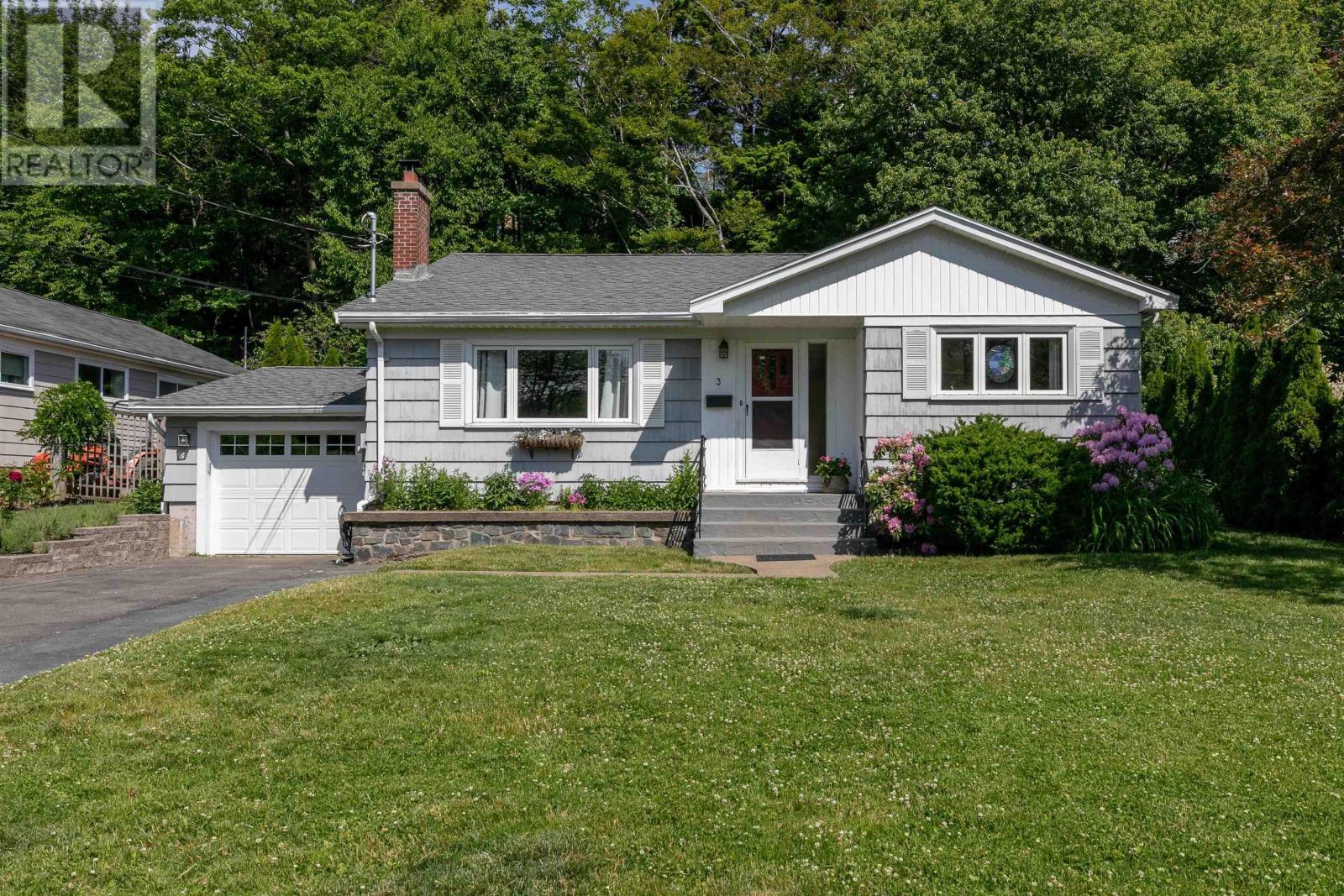 3 Grosvenor Road, Kearney Lake, Nova Scotia B3M2E1 REALTOR.ca