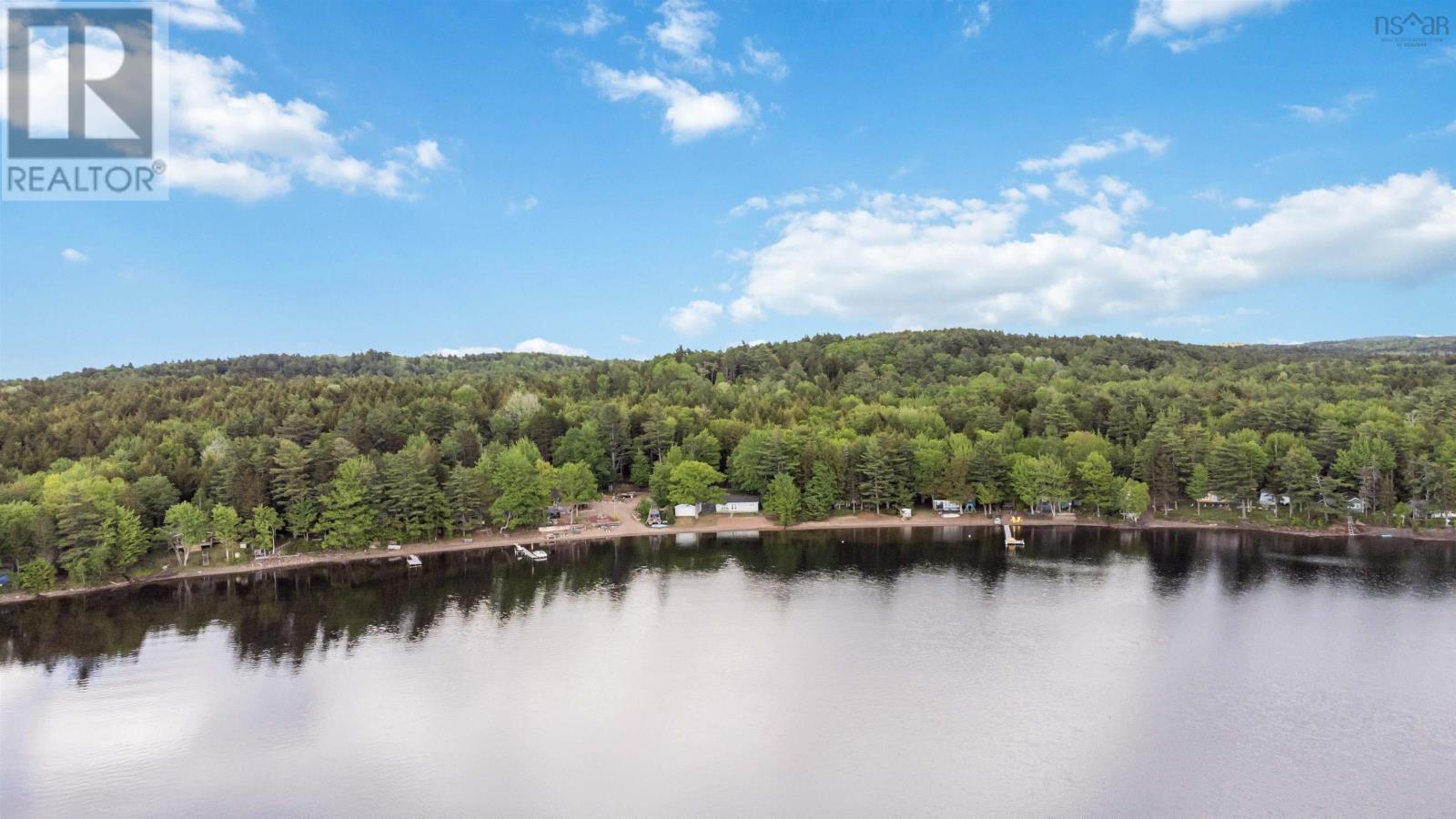 For sale 52 PINEY POINT Road, Middle Cornwall, Nova Scotia B0J2E0