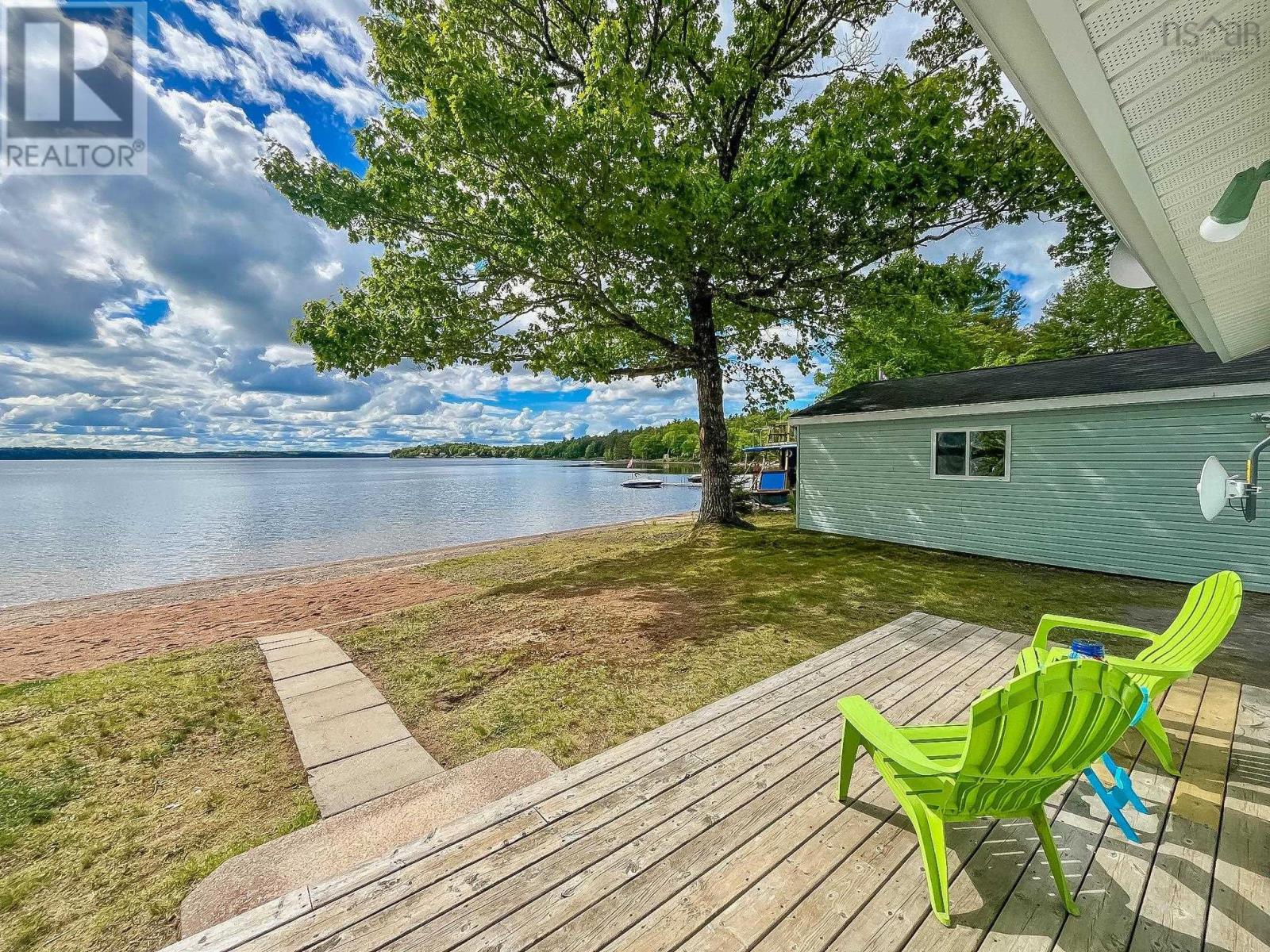 For sale 52 PINEY POINT Road, Middle Cornwall, Nova Scotia B0J2E0