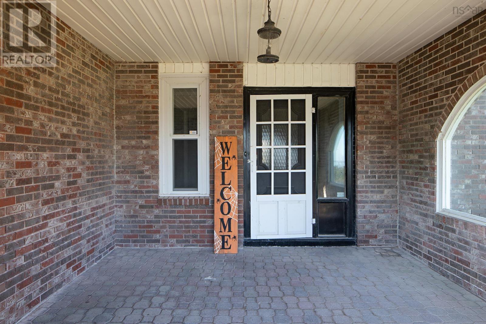 For sale 18 Poole Drive, Herring Cove, Nova Scotia B3V1H6 202411758