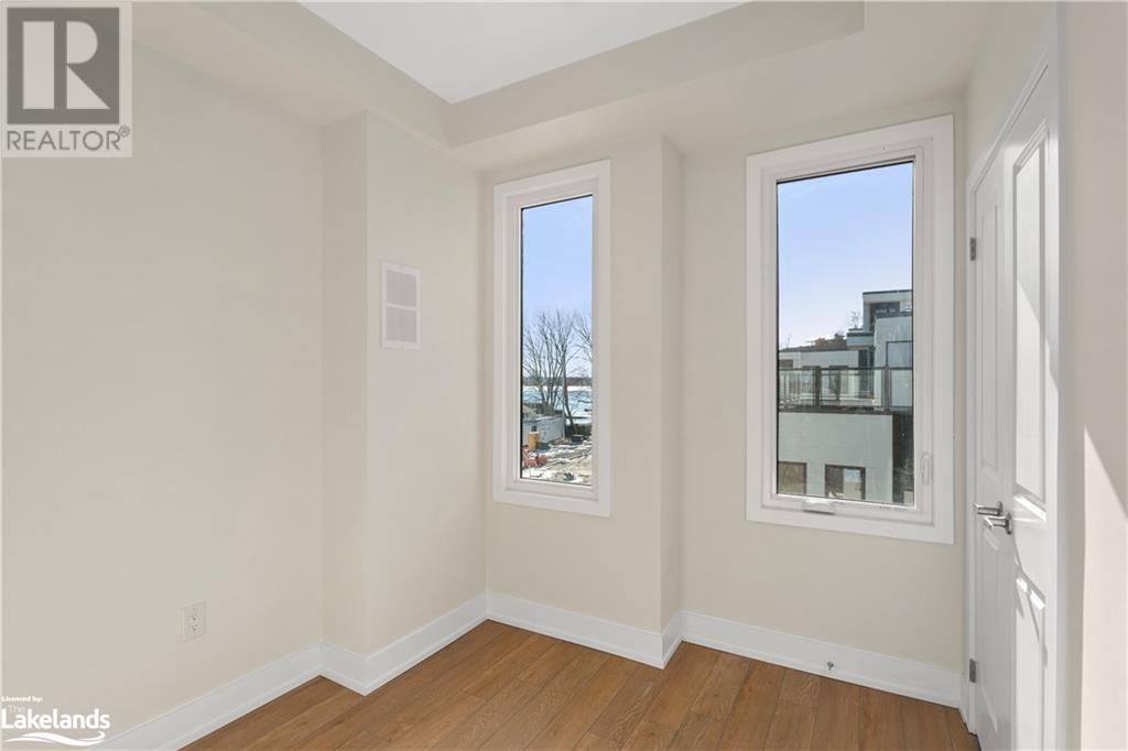 For sale 19 MARINER'S PIER Way, Orillia, Ontario L3V8P4 40545197 REALTOR.ca