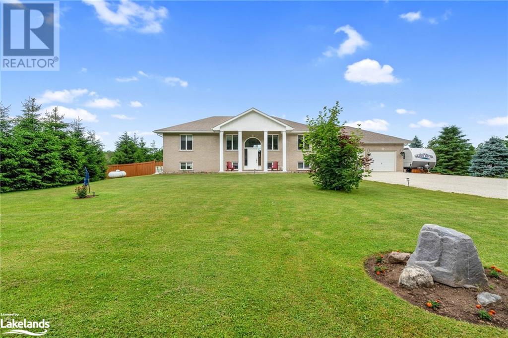 For sale 3354 3/4 SUNNIDALE Side Road, New Lowell, Ontario L0M1N0