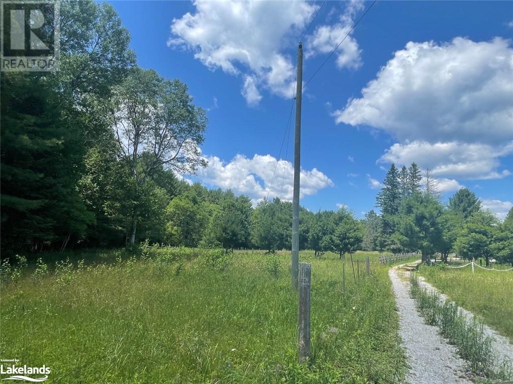 For sale 1036 PRIVET Drive, Kinmount, Ontario K0M2A1 40509045