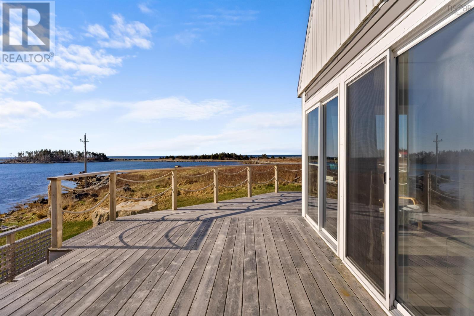 For sale 36 Harbourview Drive, Port Bickerton, Nova Scotia B0J1M0