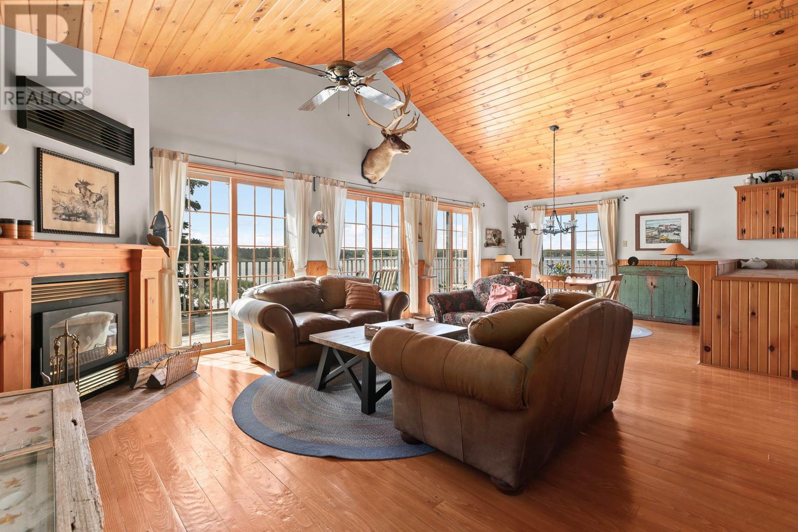 For sale 440 Corkums Island Road, Corkums Island, Nova Scotia B0J2C0