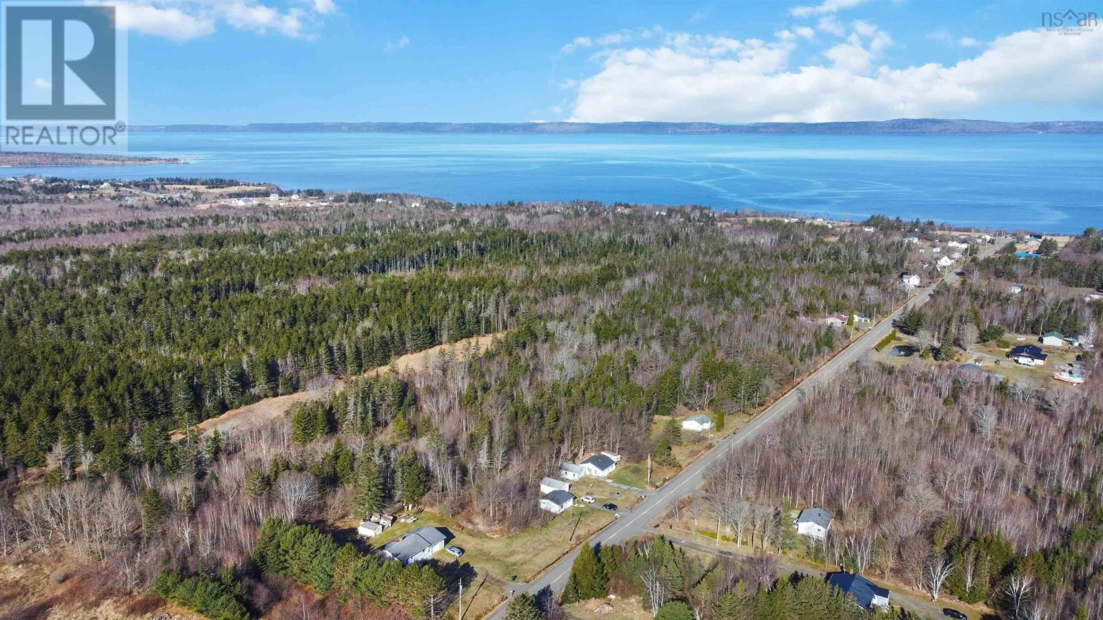 For sale: 194 French Road, Plympton, Nova Scotia B0W2R0 - 202405105 ...