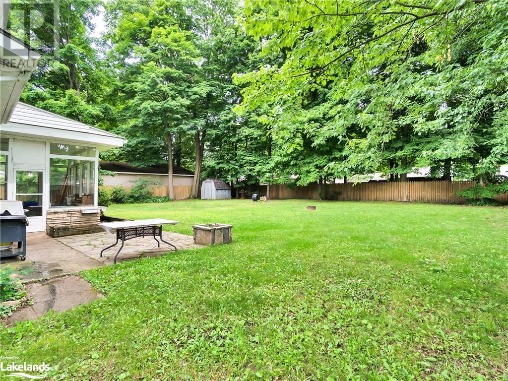 For sale 720 MUSKOKA BEACH Road, Gravenhurst, Ontario P1P1B1