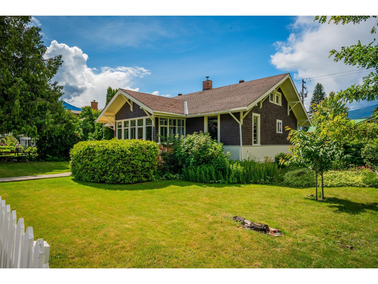 For sale 311 FRONT STREET, Kaslo, British Columbia V0G1M0 2476442