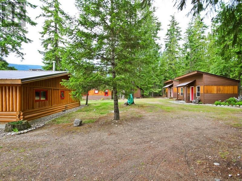 For sale: 10045 ADAMS EAST FSR, Adams Lake, British Columbia V0E1M0 ...