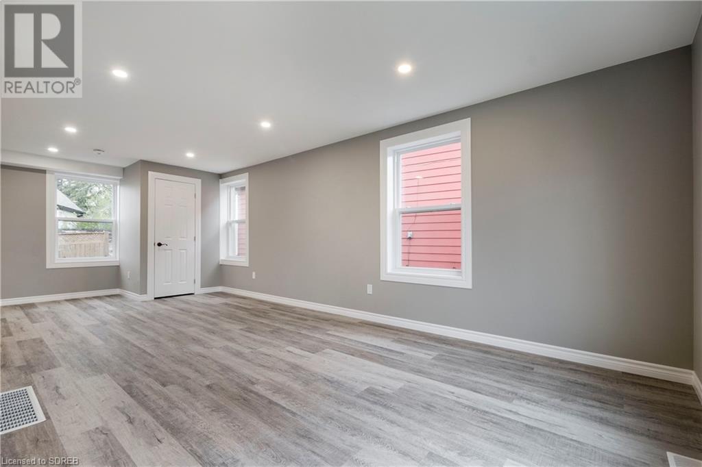 For sale 81 BANFIELD Street, Paris, Ontario N3L1Z2 40582129 REALTOR.ca