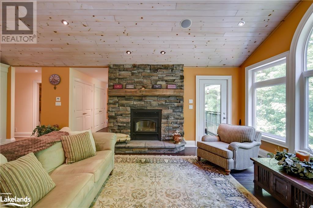 For sale 759 WILLIAMSPORT Road, Huntsville, Ontario P1H2J4 40613164