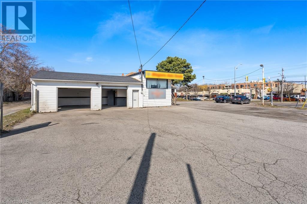 For sale 37 HARTZELL Road, St. Catharines, Ontario L2P1M4 40613231