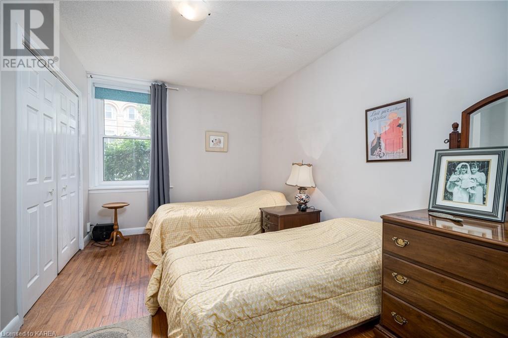 For sale 332 MAIN Street, Deseronto, Ontario K0K1X0 40612341