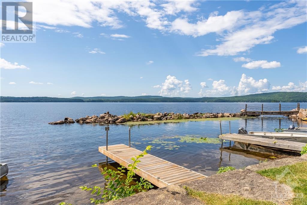 For sale 5253 CALABOGIE ROAD, Calabogie, Ontario K0J1H0 1400161 REALTOR.ca