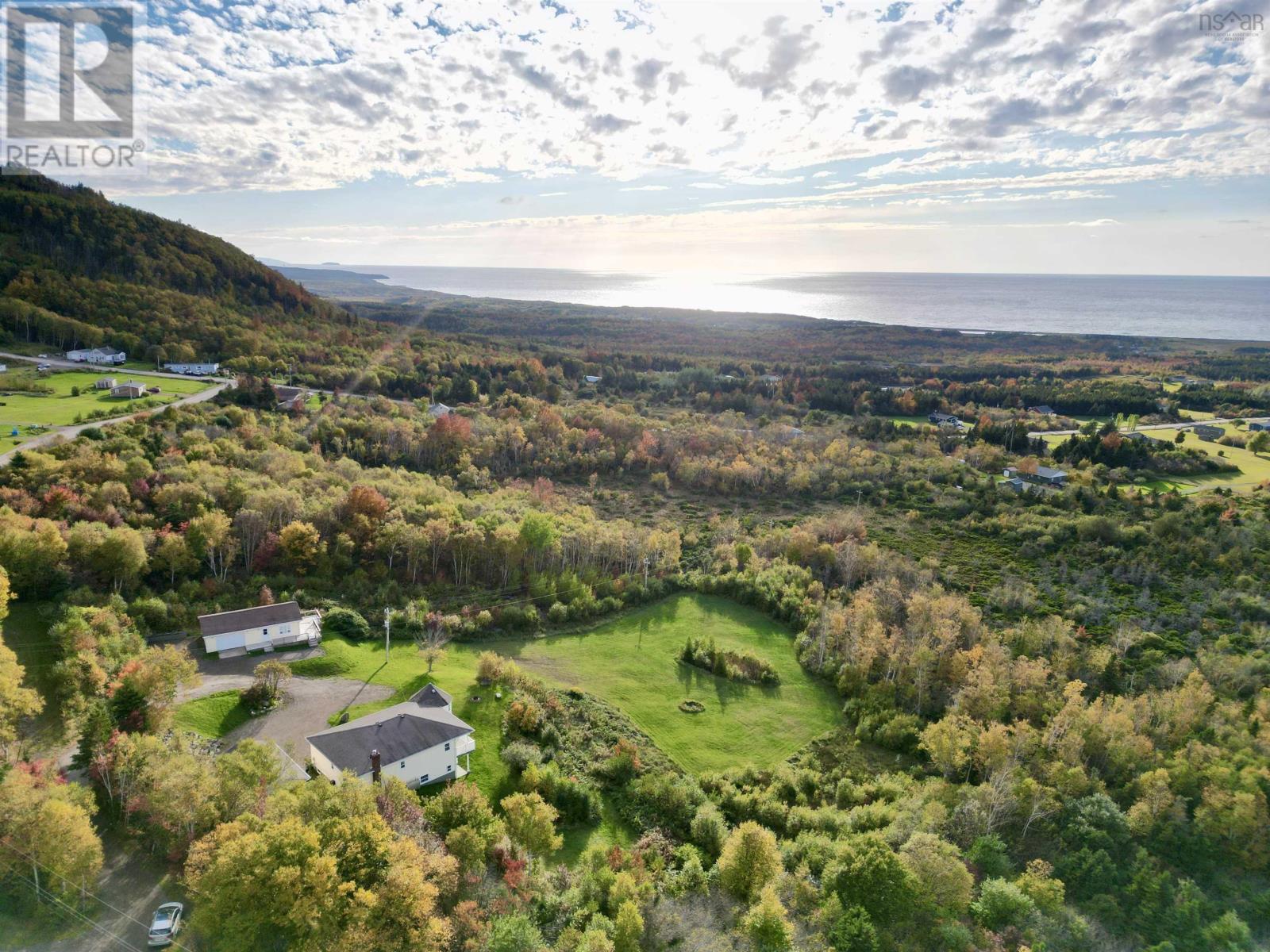 For sale 340 Mountain Road, Chéticamp, Nova Scotia B0E1H0 202409826