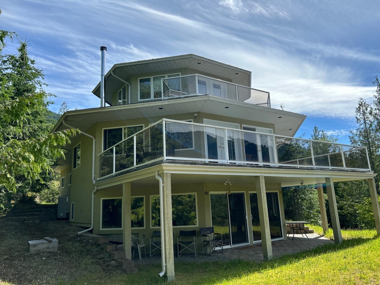 For sale 245 RAINBOW RIDGE ROAD, Procter, British Columbia V1L0B7