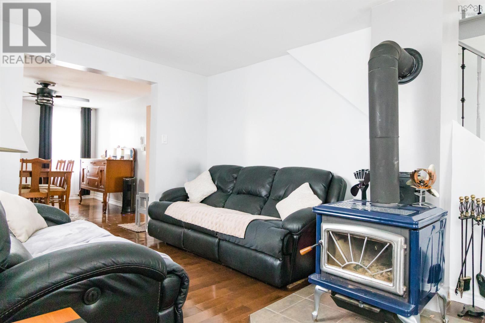 For sale 8509 Highway 327, Gabarus, Nova Scotia B1K2B3 202403764