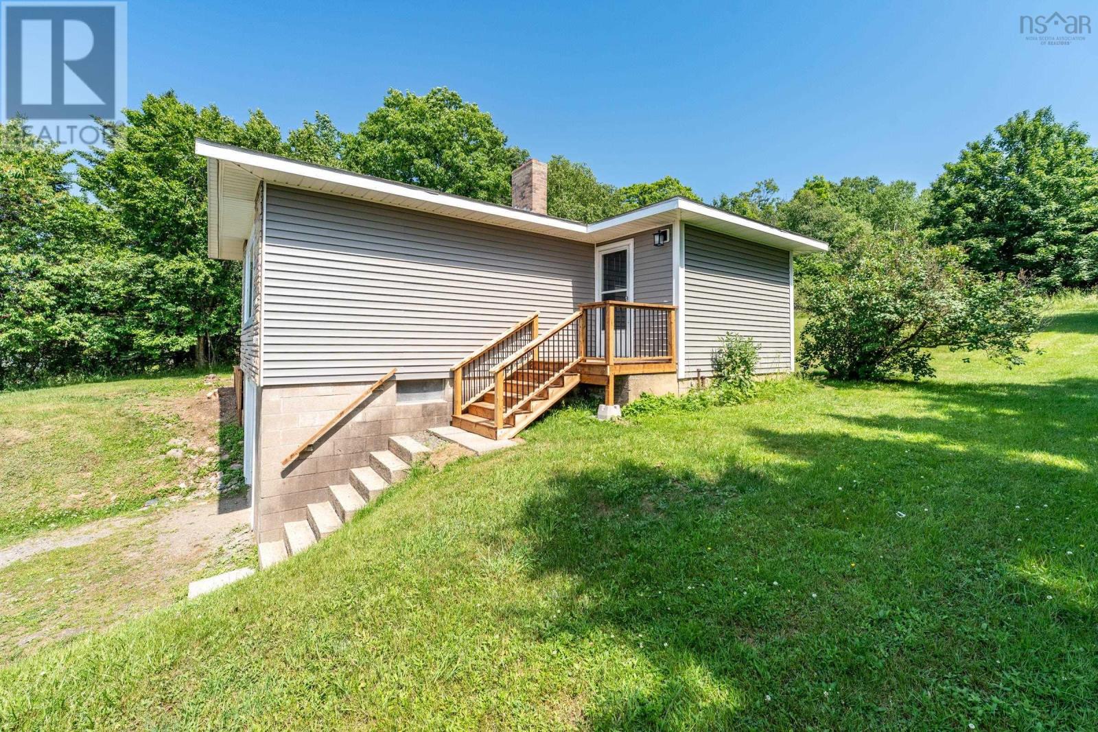 For sale 172 Highway 1, Smiths Cove, Nova Scotia B0S1S0 202415299