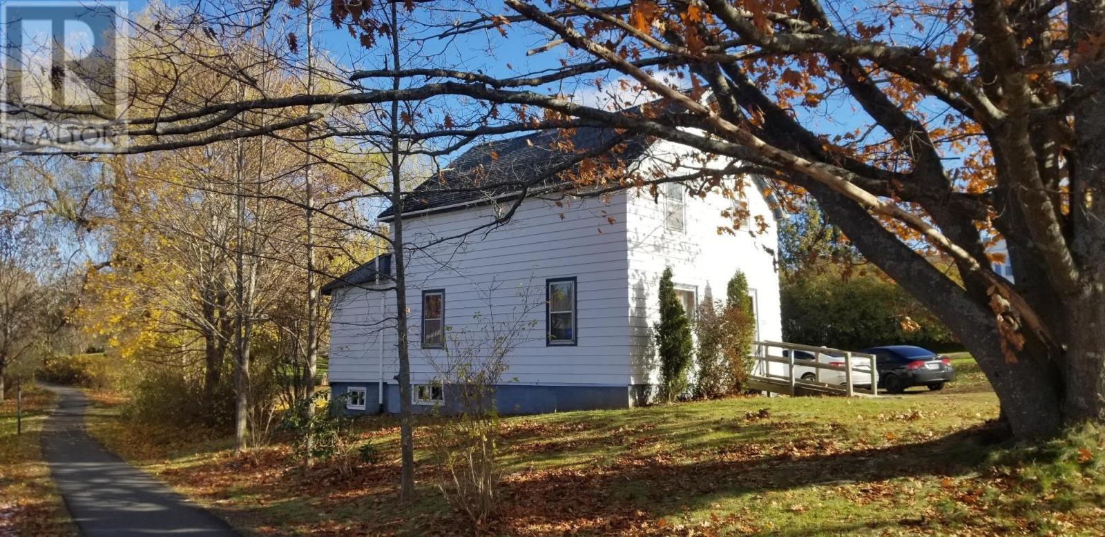 For sale 179 Gaspereau Avenue, Wolfville, Nova Scotia B4P2E5