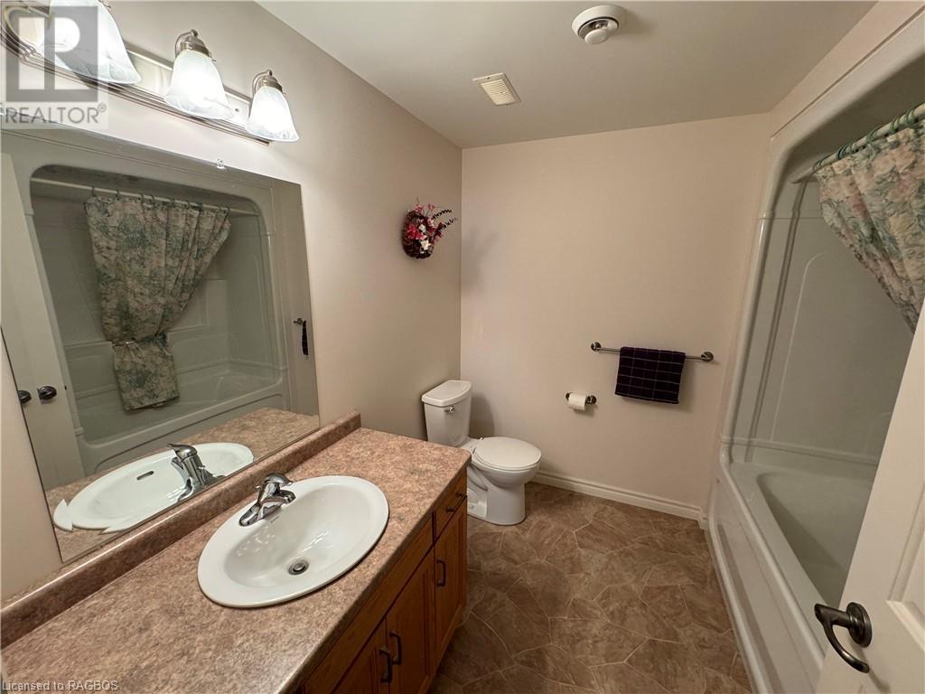 For sale 7 CAMPBELL Crescent, Mildmay, Ontario N0G2J0 40614457