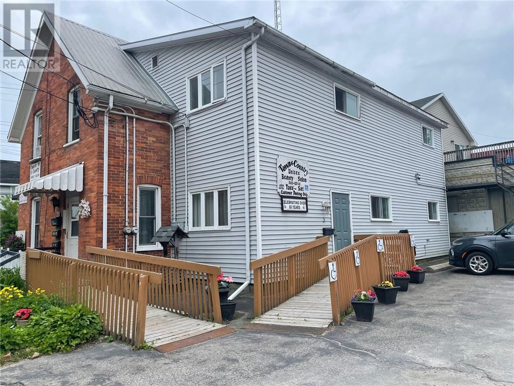 For sale 2832 PERTH STREET, Brockville, Ontario K6V5C2 1400346