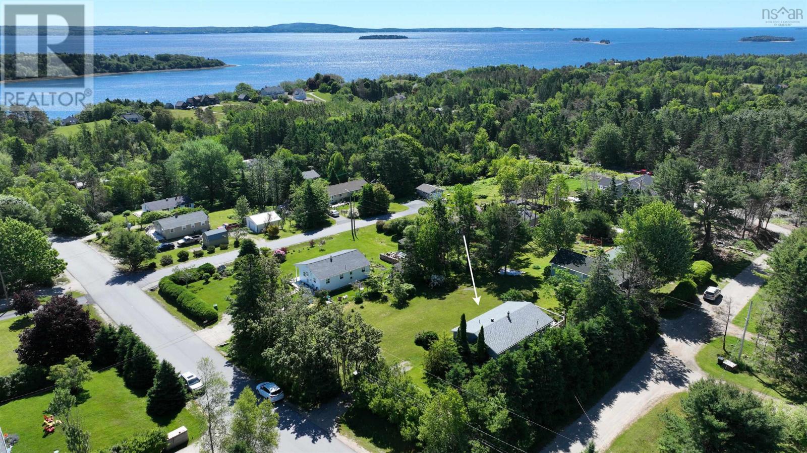 20 Pine Street, East Chester, Nova Scotia B0J1J0 REALTOR.ca