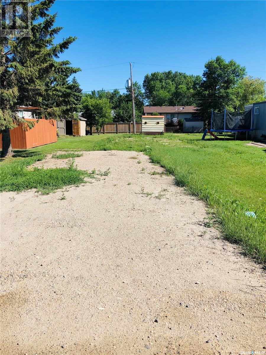 For sale 306 Wright ROAD, Moosomin, Saskatchewan S0G3N0 SK975490
