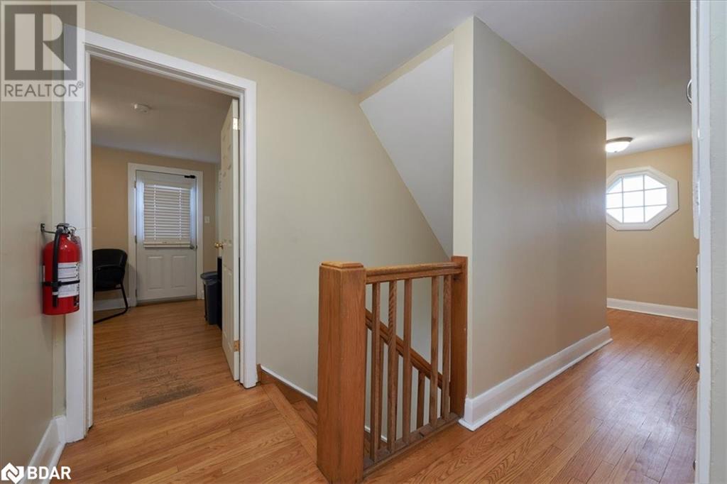 For sale 60 SHANTY BAY Road, Barrie, Ontario L4M1C8 40587734