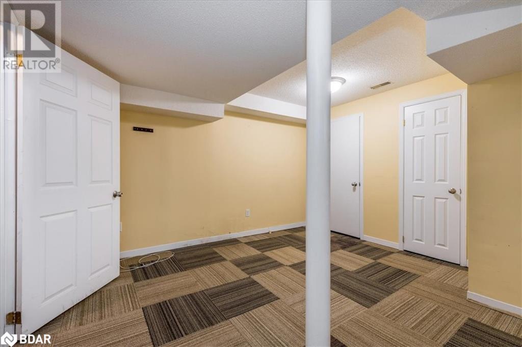 For sale 60 SHANTY BAY Road, Barrie, Ontario L4M1C8 40587734