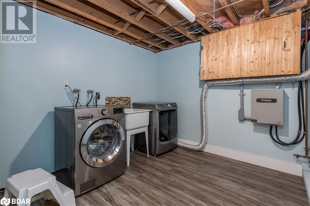 For sale 60 SHANTY BAY Road, Barrie, Ontario L4M1C8 40587734